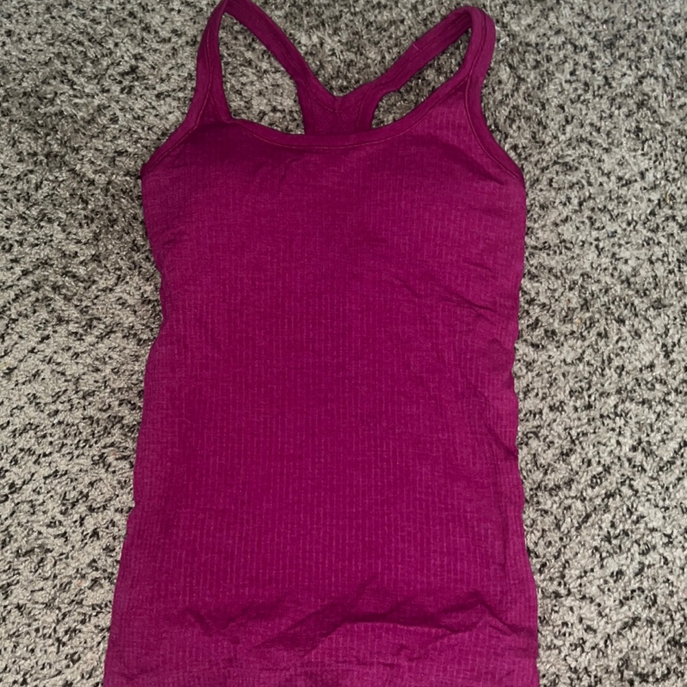 magenta ebb to street tank lululemon size 4
